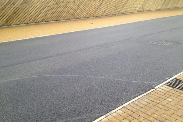 Tarmacadam laying